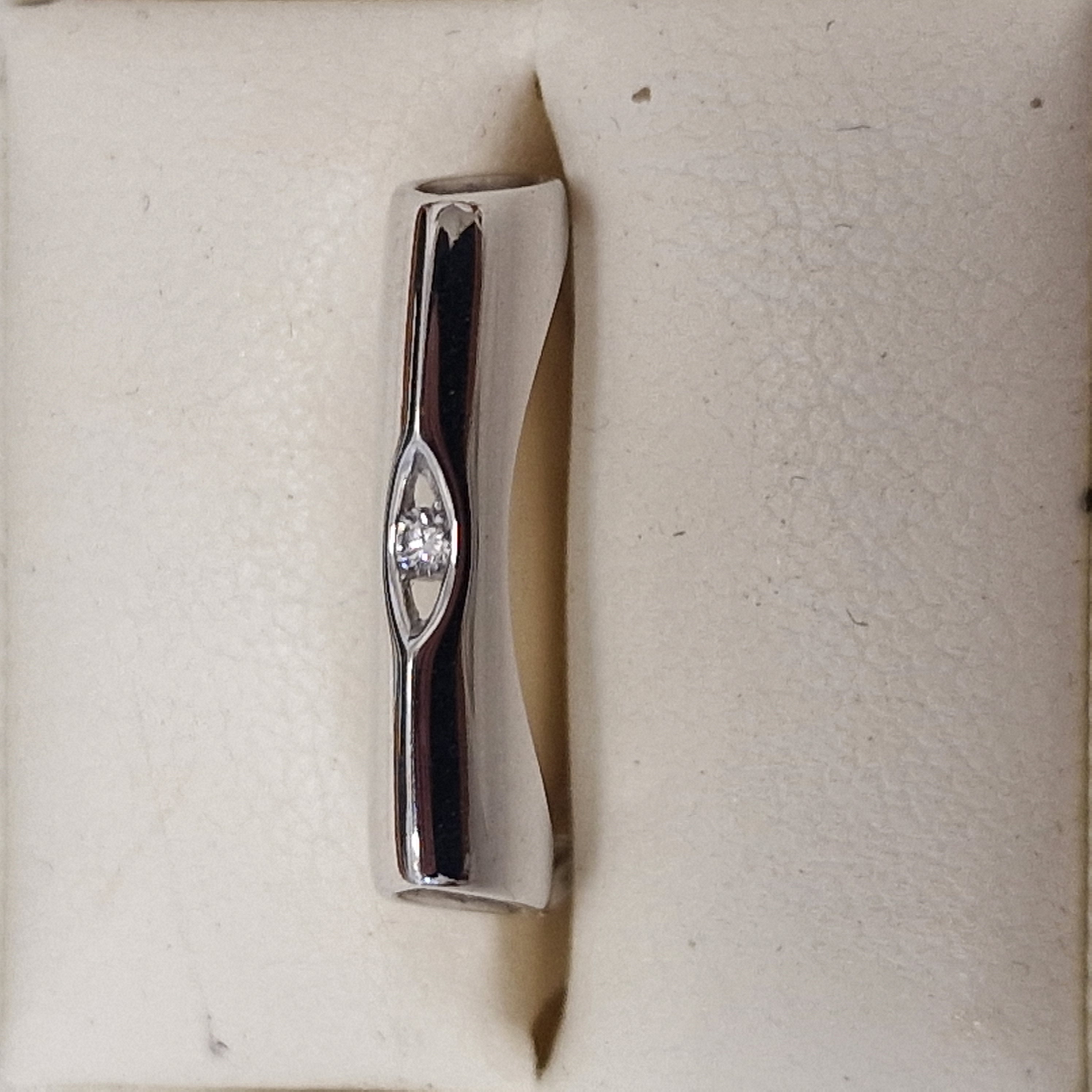 D01395817 14k witgouden LeChic ring met diamant