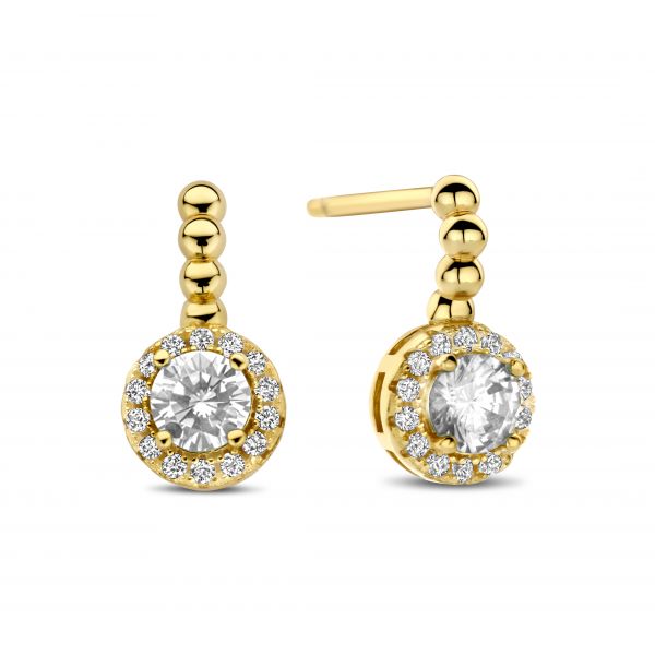 De 925 Silver Leora Stud Earrings zijn elegante oorbellen met een ronde zirconia steen. Het klassieke ontwerp maakt ze perfect voor elke gelegenheid, of je nu een casual outfit wilt verfraaien of een chique uitstraling wilt creëren.
