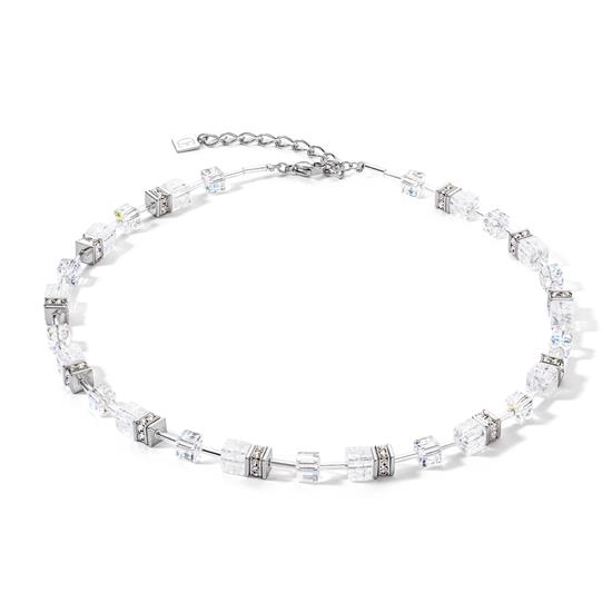 Dit is een collier van het merk Coeur de Lion gemaakt voor dames.