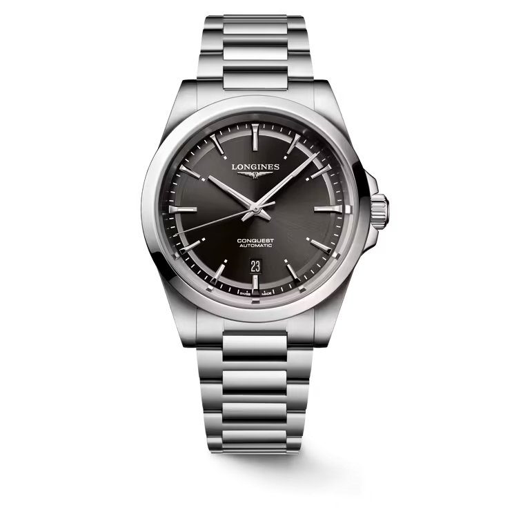 Dit Longines horloge behoort tot de Conquest collectie.
Referentienummer: L.3.830.4.52.6

De Longines is voorzien van een automatisch uurwerk met een gangreserve van 72 uur. De kast en band zijn gemaakt van roestvrij staal. Het horloge heeft een diameter van 41 mm en is getest op een waterdichtheid van 10 ATM / 100 meter.Het horloge heeft een krasbestendig saffierglas met meerdere lagen anti-reflecterende coating aan beide zijden en een geschroefd en transparant achterdeksel met saffierglas.

Horloges van Longines met automatische uurwerken genieten van een verlengde fabricagegarantie van 5 jaar. Deze langere garantieperiode onderstreept de uitzonderlijke kwaliteit en het vakmanschap van de automatische uurwerken van Longines.