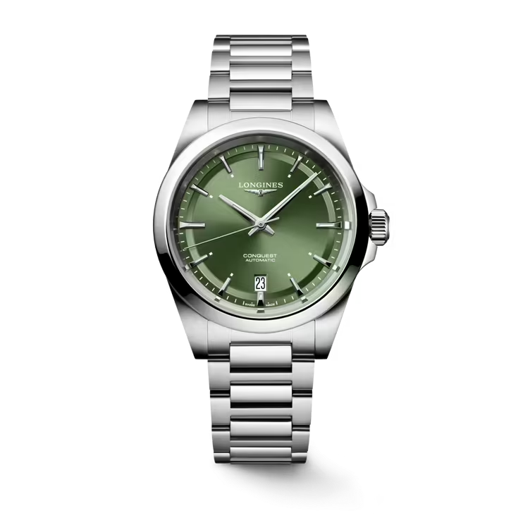 Dit Longines horloge behoort tot de Conquest collectie.
Referentienummer: L.3.720.4.02.6

Dit Longines horloge is voorzien van een automatisch uurwerk met een gangreserve van 72 uur. De kast en band zijn gemaakt van roestvrij staal. Het horloge heeft een diameter van 38 mm en is getest op een waterdichtheid van 10 ATM / 100 meter.

Horloges van Longines met automatische uurwerken genieten van een verlengde fabricagegarantie van 5 jaar. Deze langere garantieperiode onderstreept de uitzonderlijke kwaliteit en het vakmanschap van de automatische uurwerken van Longines.
