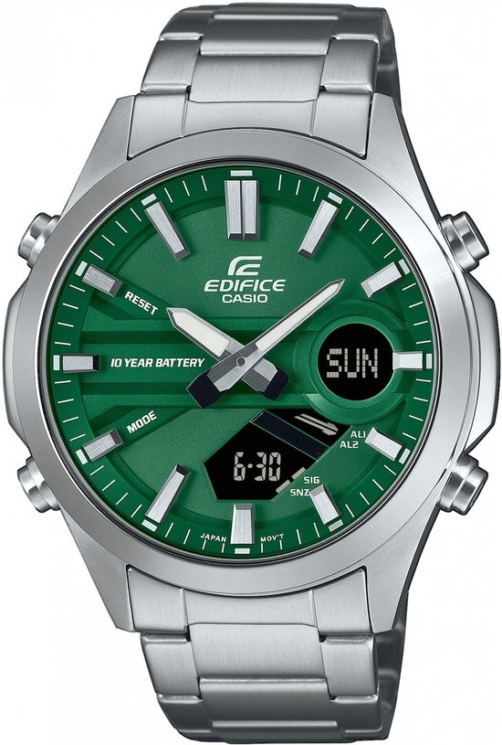 De Casio Edifice EFV-C120D-3AEF is een polshorloge uit de Edifice-collectie, ontworpen voor stijl en functionaliteit. Het horloge heeft een robuuste metalen armband en een sportieve wijzerplaat. Ideaal voor dagelijks gebruik én formelere gelegenheden. Draag het om uw pols als accessoire bij zowel casual als zakelijke outfits voor een verfijnde uitstraling.