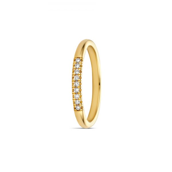 Miss Spring Ring model Lexi Geelgoud. Een alliance ring met 9x0.09crt P/W.
