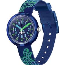 Step into a futuristic cyber world with the educational kids' watch CYBEROZAURUS and get learning the time straight away. An awesome gift for dinosaur lovers!