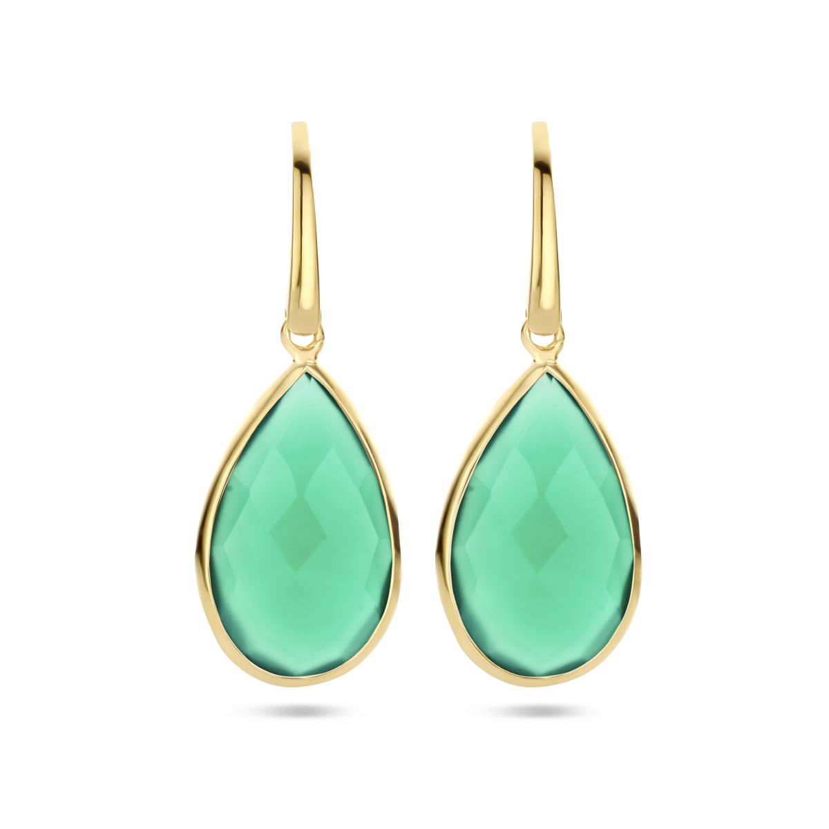 Verguld op 925 zilveren oorhangers Franse haak uitgevoerd met groene agaat. Geen garantie op plating.