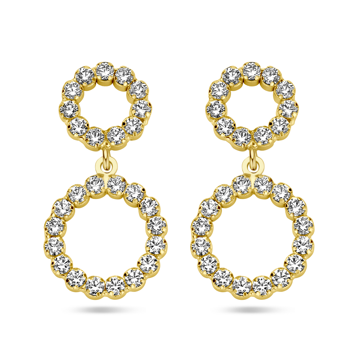 Vergulde Zilveren Oorhangers met Swarovski-cirkels, zijn elegante oorbellen met een ronde vorm en een diameter van 14 mm. De briljant geslepen Swarovski-kristal voegt een sprankelende touch toe. Ideaal voor feestelijke gelegenheden en dagelijks gebruik. Combineer met goudkleurige accessoires voor een stijlvolle look.