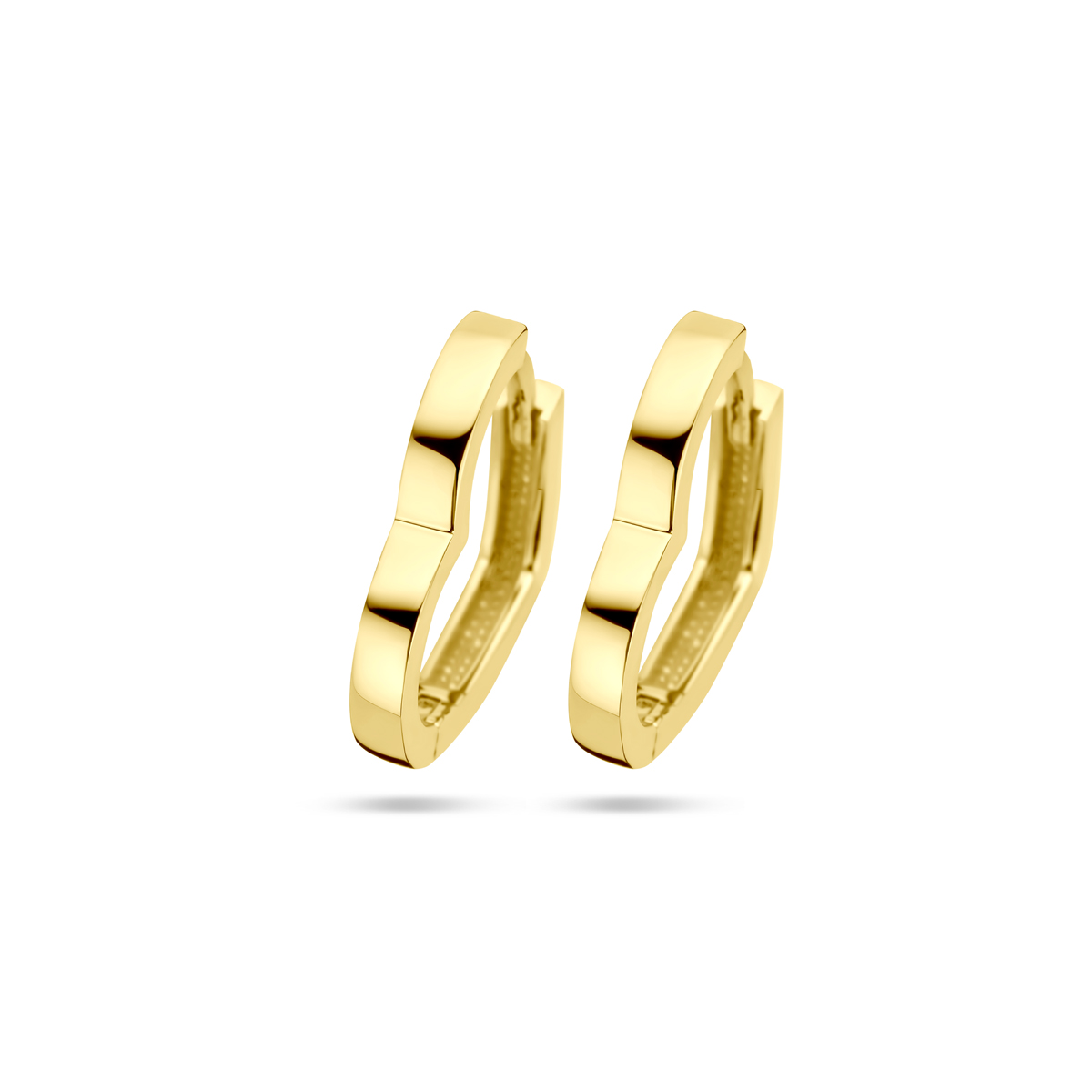 14k Geelgouden klapoorringen in de vorm van een hart. Het hart heeft een afmeting van 14x15.5mm.