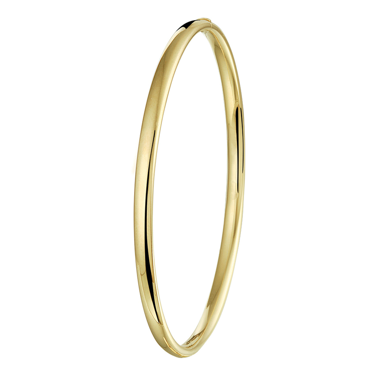 Deze bangle armband (modelnummer 5000141) is gemaakt van geelgoud met een zilveren kern, en weegt 8,5 gram. De armband heeft een breedte van 4 mm en een diameter van 58 mm. Ideaal te dragen als statement piece bij zowel casual als chique outfits. Combineer met andere gouden sieraden voor een stijlvolle look.