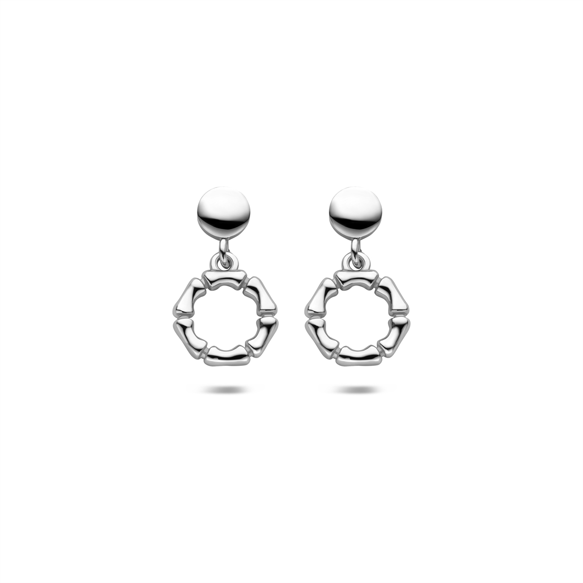 Gerhodineerd 925 zilveren oorhangers met een totale hoogte van 18mm.