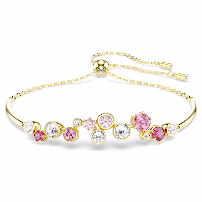 Laat uw speelse kant stralen met deze warme en vreugdevolle armband. Het Constella-ontwerp heeft een delicate ketting en staafjes met een goudkleurige toplaag, samen met een levendige weergave van kristallen en Swarovski Zirkonia in verschillende groottes. De levendige mix van heldere tinten en roze en rode tinten geeft de armband een fascinerende uitstraling, terwijl u dankzij de schuifverstelling de pasvorm gemakkelijk kunt aanpassen.
Artikelnr.: 5722476
Collectie:  Constella
Maximale lengte: 24 cm
Formaat motief: 0.9 x 5 cm
Materiaal:  Kristallen, Goudkleurige toplaag, Zirkonia
Kleur:  Rood
Type sluiting:  Schuifbare bal