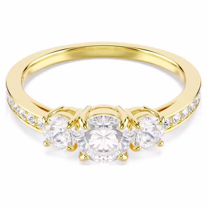 De Stilla-lijn is vervaardigd voor elke gelegenheid en roept pure elegantie op. Deze klassieke ring tilt uitstraling naar een hoger niveau met heldere kristallen langs de band en een trio van nauwkeurig geslepen Swarovski Zirkonia op een glanzende goudkleurige afwerking. Een beeldschoon sieraad voor elke dag dat gemakkelijk kan worden gecombineerd met andere stukken uit dezelfde lijn.
Artikelnr.: 5723291
Collectie:  Stilla Attract
Materiaal:  Kristallen, Goudkleurige toplaag, Zirkonia
Kleur:  Wit