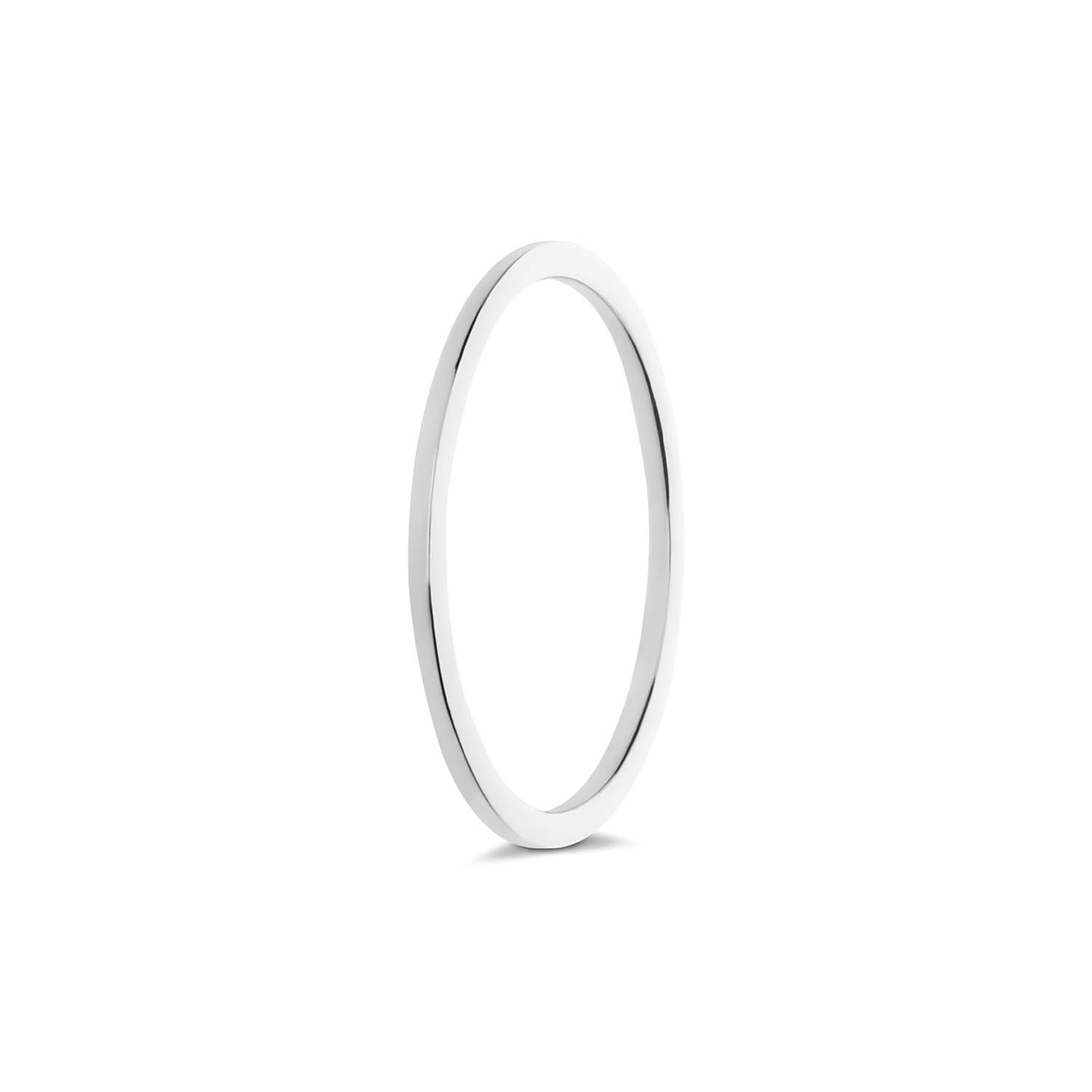 Dit is een ring van het merk GLOW