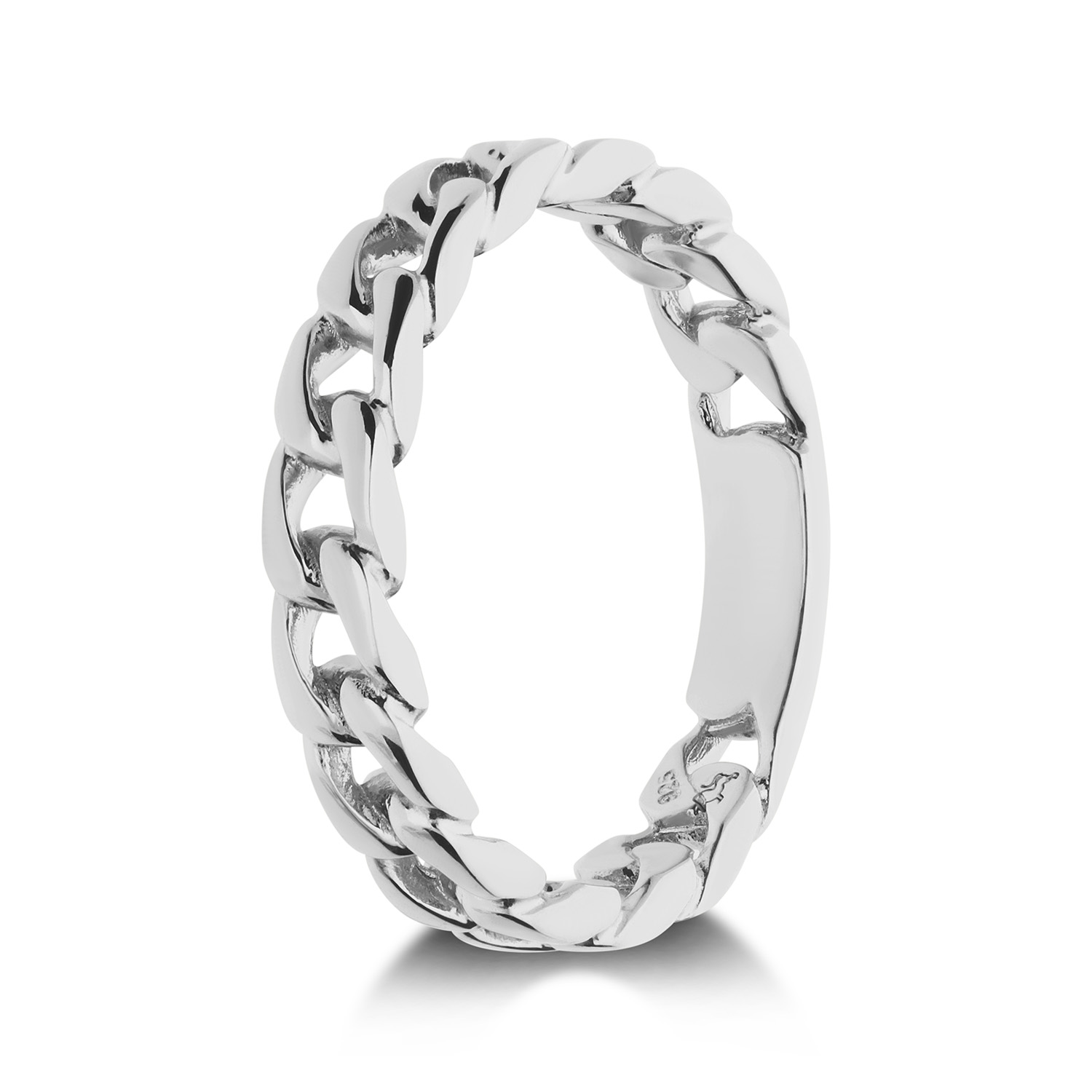 Combineer deze ring met schakels met de bijpassende oorringen van Glow voor een complete look! De ring is gemaakt van 925 sterling zilver en en heeft een breedte van 3,4mm. Verkrijgbaar in maat 50, 52, 54, 56 en 58.

GLOW
Benadruk jouw stijl met de verfijnde sieraden van GLOW en laat je inspireren door de uitgebreide collectie 14 karaats gouden sieraden van de hoogste Europese kwaliteit. Ontworpen om elke dag te dragen. Naast tijdloze ontwerpen bestaat de collectie ook uit hippe sieraden; zoals minimalistische gouden collieren en grafische oorknopjes. Wil je een beetje extra stralen? Kies dan voor flonkerende zirkonia of ga voor luxe met onze geraffineerde diamanten sieraden.
  
  Specificaties
  - 114.1390
  - Ring
  - 14 karaat geelgoud
  - Maat 54