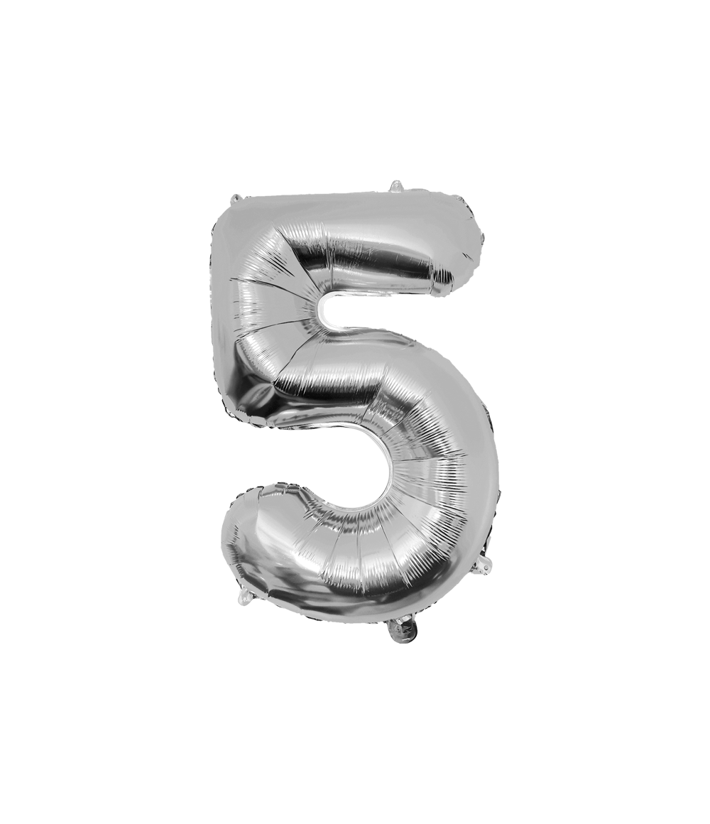De zilveren cijfer ballonnen uit de Basic collectie van Paper Dreams zijn de ideale toevoeging om elke gelegenheid te transformeren in een feestelijke en vrolijke sfeer. Of het nu gaat om een verjaardag, jubileum, bruiloft of een andere speciale viering, foil balloon silver - no.5 voegt een sprankeling toe aan elke ruimte. Deze grote zilveren cijferballon is maar liefst 86cm groot, wat het tot een echte eyecatcher maakt.
De zilveren cijferballonnen worden geleverd incl. rietje om de ballon op te blazen en is geschikt voor zowel helium als lucht.