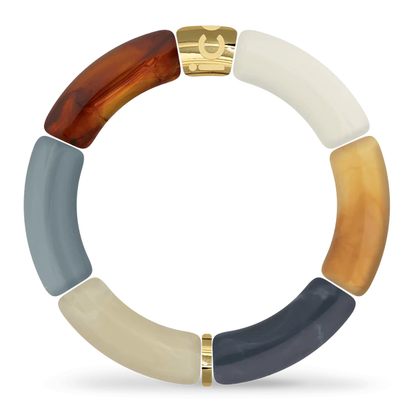 Chalk Brown Blue

Het opvallende contrast tussen bruin en blauw van de ICE bella - Chalk Brown Blue armband geeft dit sieraad een unieke en elegante charme.