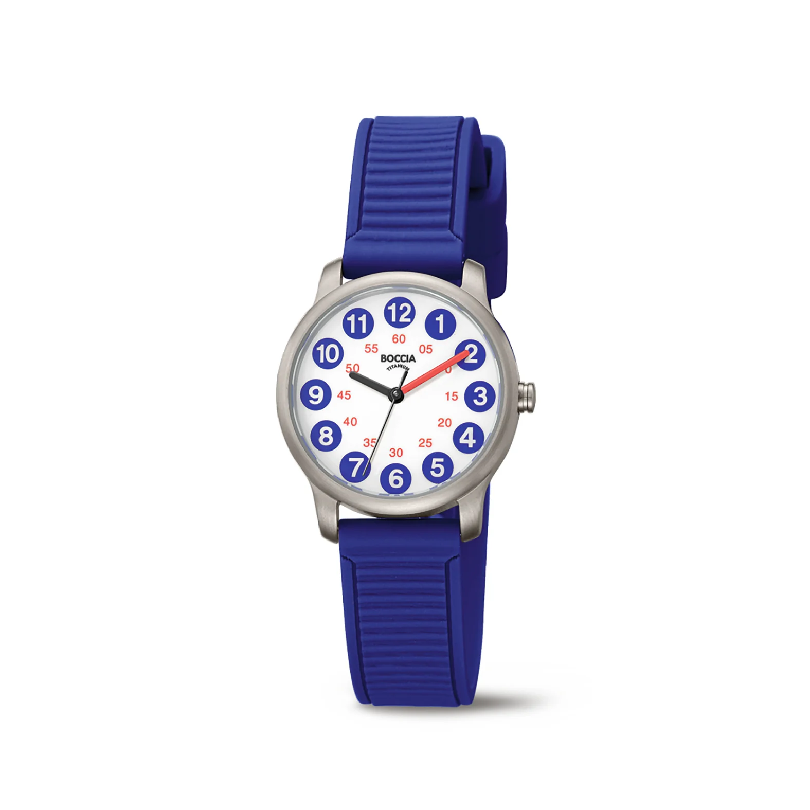 Boccia Titanium 3373-05 Kids Blauw
Dit kinderhorloge van Boccia heeft een speelse uitstraling. De 3373-05 heeft een ronde titanium horlogekast van 28mm met een witte wijzerplaat waarop de uren en minuten duidelijk zijn aangegeven met blauwe en rode kleuren. Een perfecte manier om met dit Boccia horloge klok te leren kijken. De blauwe bewerkte siliconenband met een gespsluiting maakt het dragen gemakkelijk. Het horloge heeft een mineraalglas en is 5ATM.

HET MERK
Boccia Titanium is het titanium merk van Nederland, dat zijn oorsprong in Duitsland vindt en is opgericht in het jaar 1992. Ontwikkeld door internationale ontwerpers. Alle titanium componenten van de BOCCIA TITANIUM collectie zijn gemaakt van 99,7% puur titanium; het bijzondere materiaal. Het is licht in gewicht, neemt de temperatuur van de huid aan en is zeer huidvriendelijk. Bovendien is het corrosie- en temperatuurbestendig.

SPECIFICATIES
- Mineraalglas
- Ronde titanium horlogekast, Ø 28mm
- Blauwe siliconenband
- Witte wijzerplaat
- 5ATM