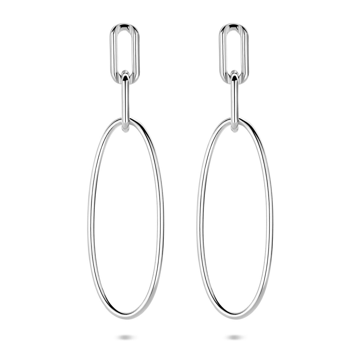 Gerhodineerd 925 zilveren oorhangers. De oorhangers hebben een totale hoogte van 44mm.