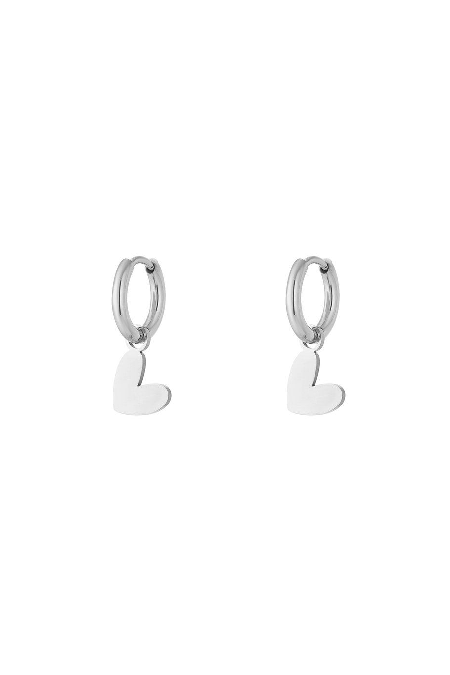 Pure heart Earrings
silver color
