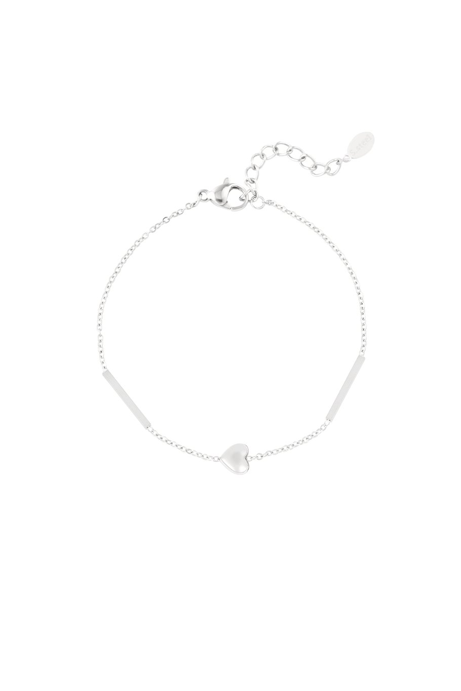 bracelet simple heart
silver color