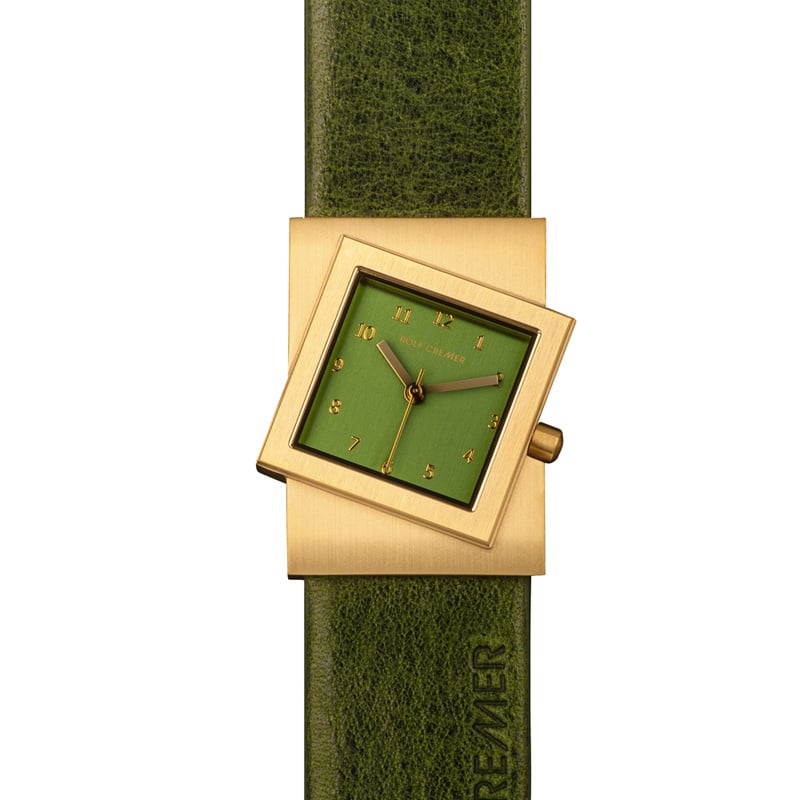 Prachtige combinatie van goudkleur met groen. 
