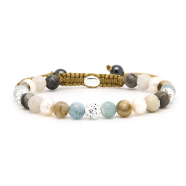 De Karma Armband Spiral TILLY XS (witte kristal), modelnummer KAR-80065, is een elegante armband in de categorie sieraden. Gemaakt als een nikkelvrij juweel, biedt het comfort en stijl. Draag het om je pols als een verfijnd accessoire dat je outfit aanvult. Perfect voor dagelijks gebruik of speciale gelegenheden waarbij subtiele elegantie gewenst is.