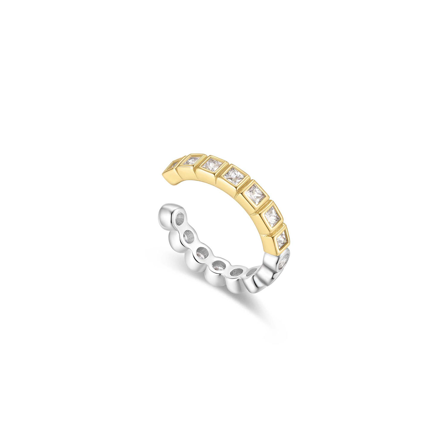 HET MERK
Geïnspireerd door de laatste fashion trends is Ania Haie het toonaangevende sieradenmerk voor hoogkwalitatieve maar ook betaalbare zilveren sieraden, zonder op de kwaliteit in te leveren. Iedere collectie is gebaseerd op de laatste catwalktrends, waardoor Ania Haie snel tot hét sieradenmerk voor stijlbewuste consumenten is verkozen. Elk sieraad wordt ontworpen om te combineren met andere sieraden waardoor je je eigen look kunt creëren. Maar ook zijn Ania Haie sieraden opvallend genoeg om op zichzelf te dragen.

SPECIFICATIES
- Ania Haie
- Oorsieraad Bicolor
- 925 zilver met gold plating
- Lengte 9,5mm
- AH E066-02T
