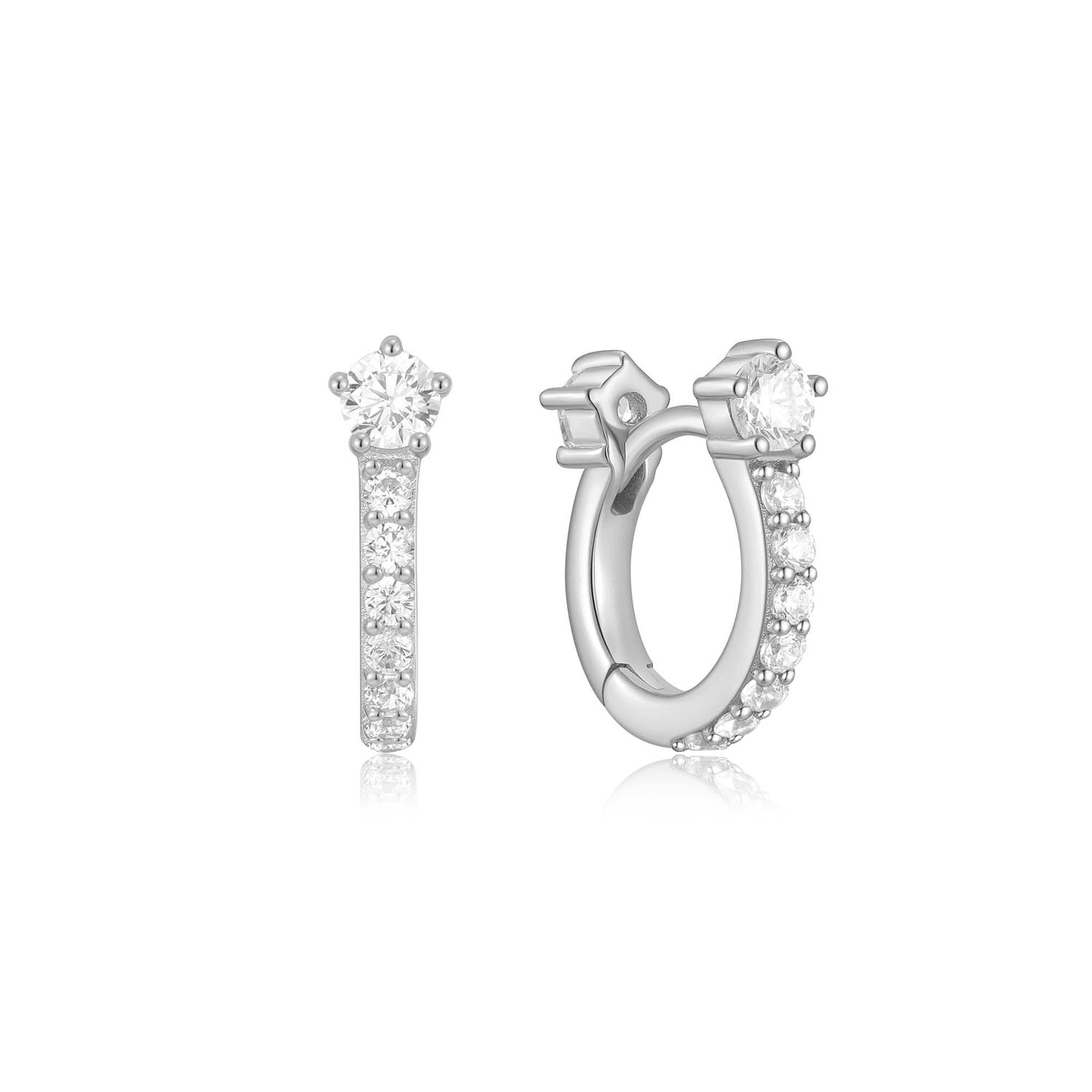 HET MERK
Geïnspireerd door de laatste fashion trends is Ania Haie het toonaangevende sieradenmerk voor hoogkwalitatieve maar ook betaalbare zilveren sieraden, zonder op de kwaliteit in te leveren. Iedere collectie is gebaseerd op de laatste catwalktrends, waardoor Ania Haie snel tot hét sieradenmerk voor stijlbewuste consumenten is verkozen. Elk sieraad wordt ontworpen om te combineren met andere sieraden waardoor je je eigen look kunt creëren. Maar ook zijn Ania Haie sieraden opvallend genoeg om op zichzelf te dragen.

SPECIFICATIES
- Ania Haie
- Oorsieraad
- 925 zilver met rhodium plating
- Lengte 7,5mm
- AH E066-04H