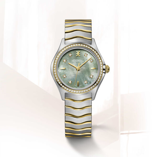  Juwelier Schilder Vlugt is een officiële dealer van EBEL. U kunt dit horloge direct bestellen of neem contact met ons op via mail, telefoon of het contactformulier en wij helpen u graag verder. 
