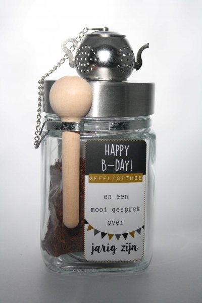  feestelijke ooling thee. Een karakteristiek en vriendelijk karakter, geurig, notig en zacht van smaak. 20 gram biologische ooling thee.