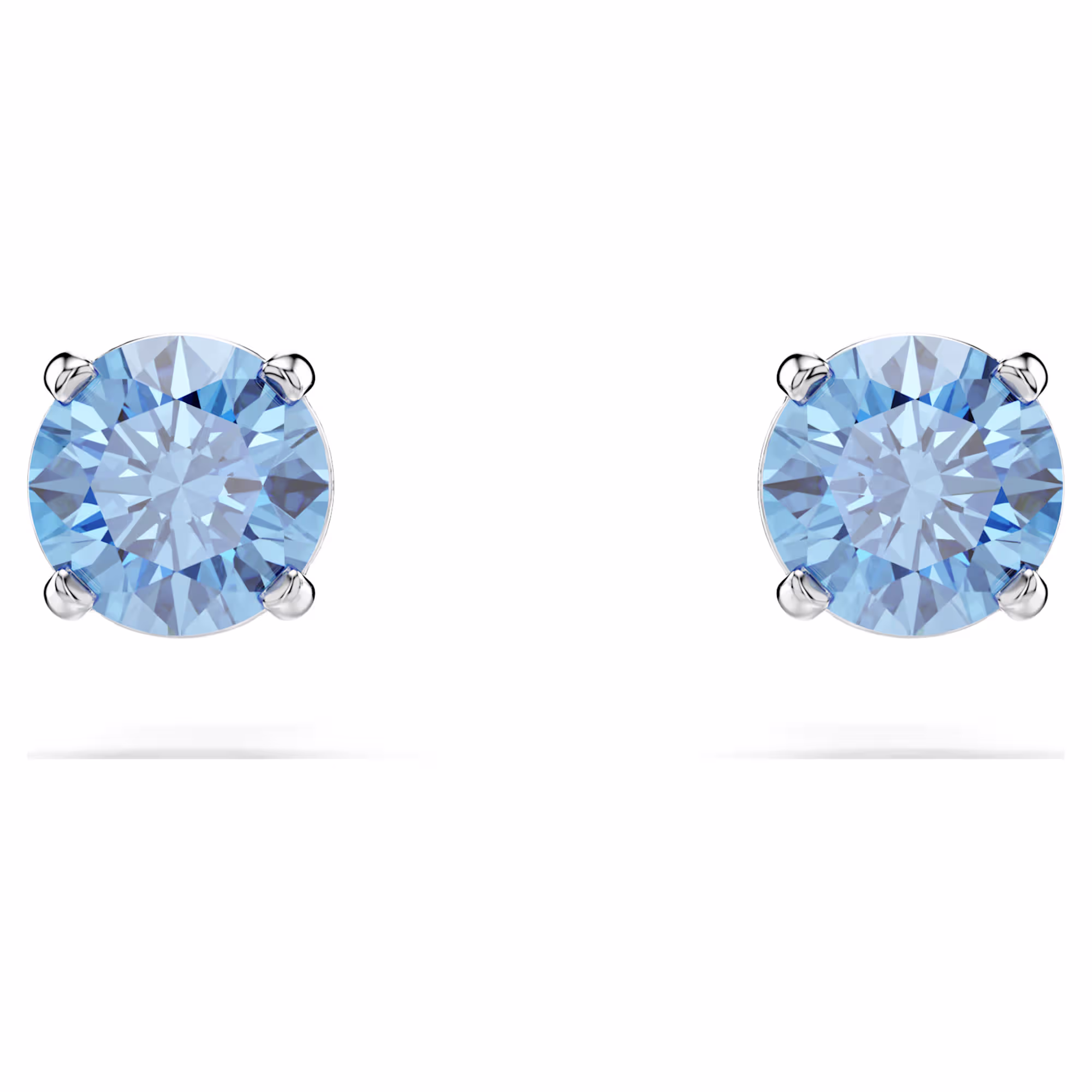 Schitter de hele dag met dit verfijnde paar oorknopjes, elk voorzien van een blauwe Swarovski Zirkonia in een rhodium toplaag. Ze vormen het perfecte cadeau en glinsteren met tijdloze elegantie. Combineer ze met andere Swarovski-sieraden om uw unieke stijl te uiten.