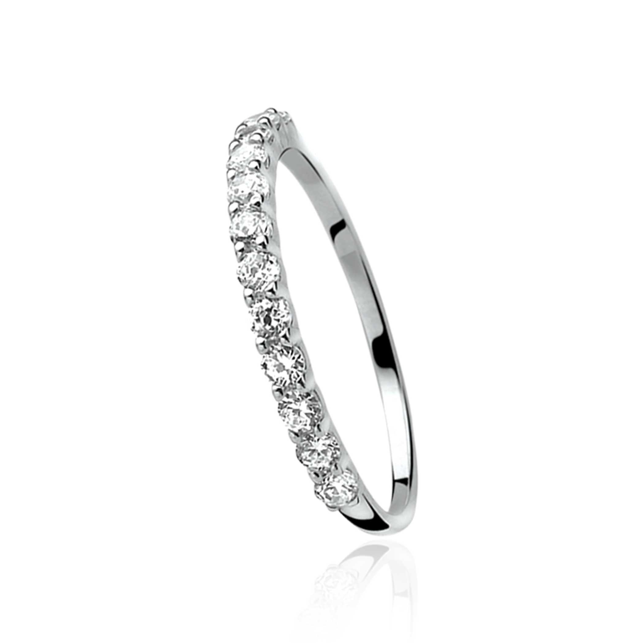 ZINZI zilveren aanschuifring met wit zirconia. Mix en Match met andere aanschuifringen uit de Zinzi collectie! Vervaardigd van eerste gehalte zilver (925) en met extra rodiumlaag voor een langdurige glans.