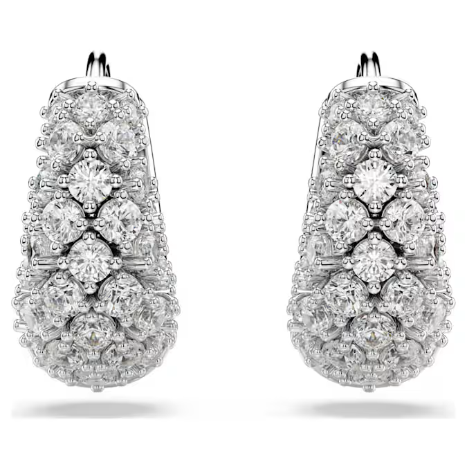 Deze delicate maar stralende oorbellen hebben een rhodium toplaag en zijn voorzien van een prachtige decoratie van heldere Swarovski Zirkonia, gezet met behulp van de chatontechniek. Een extra veersysteem maakt ze bijzonder gemakkelijk te dragen. Combineer deze oorbellen met een prachtige Sublima-hanger of een ring om uw hele look te laten stralen.