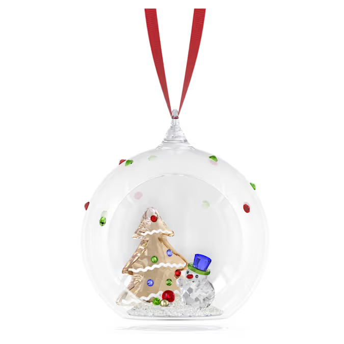 Deze winterse decoratie, die een magisch decembertafereel oproept, is speels en stralend. De glazen bol hangt aan een rood ripsband lint en bevat een goudkleurige boom naast een vrolijke sneeuwpop. In totaal heeft hij 763 precisiegeslepen facetten, met meerdere kleuren en speciale details, waaronder kristallen in een Moonlight-effect. Hang dit wonderschone verzamelobject in uw huis op om jeugdherinneringen op te roepen. Decoratieobject. Geen speelgoed. Niet geschikt voor kinderen jonger dan 15 jaar.