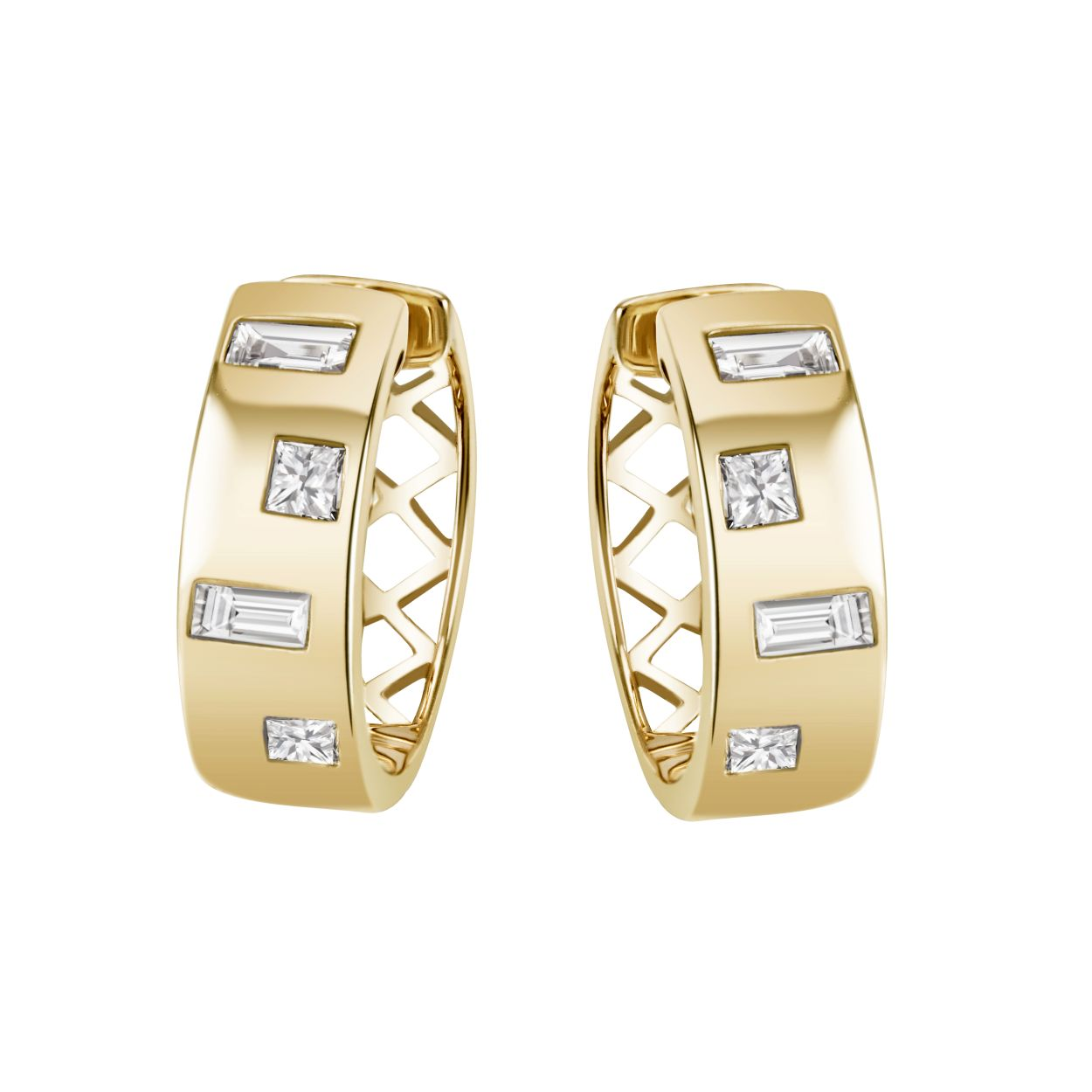 Diese atemberaubenden 585/-Gelbgold Diamant-Creolen verleihen jedem Outfit einen Hauch von Eleganz. Ideal für feierliche Anlässe oder um Ihren Alltagslook aufzuwerten. Tragen Sie sie mit hochgestecktem Haar, um die funkelnden Details zur Geltung zu bringen. Ein unverzichtbares Schmuckstück für jeden Anlass.