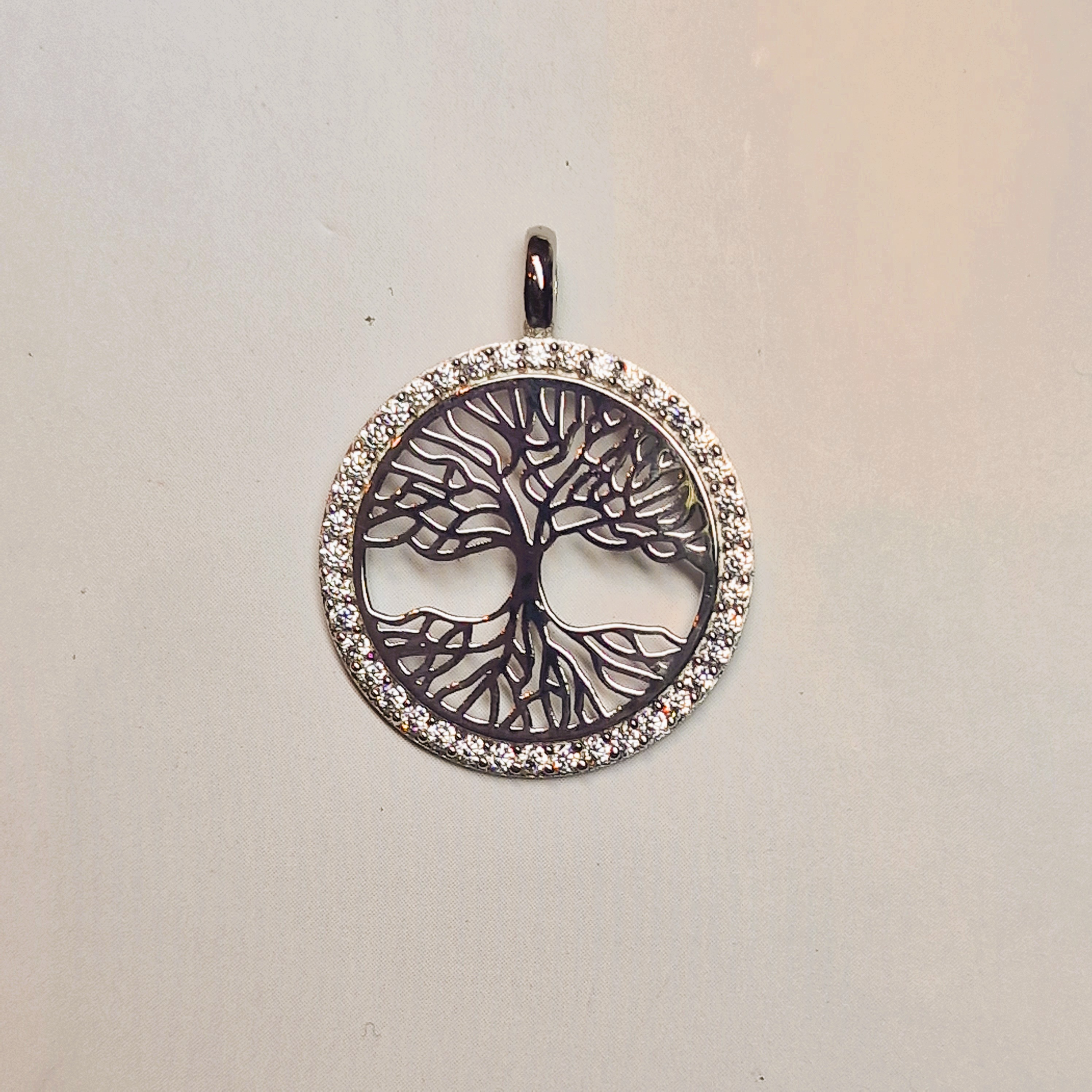 zilveren ronde levensboomhanger met zirkonia