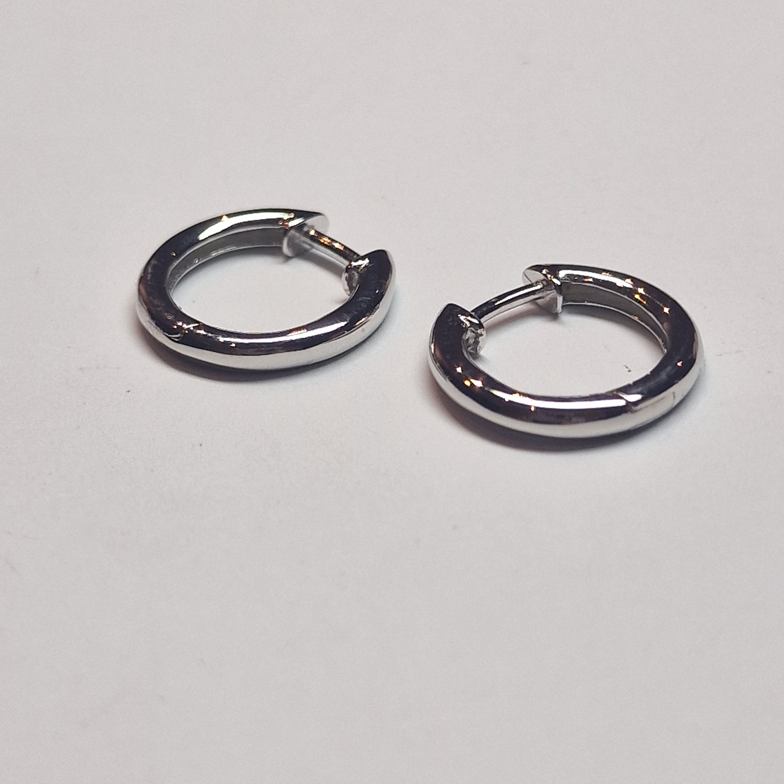 zilveren creolen 15,2 x 2,3 mm