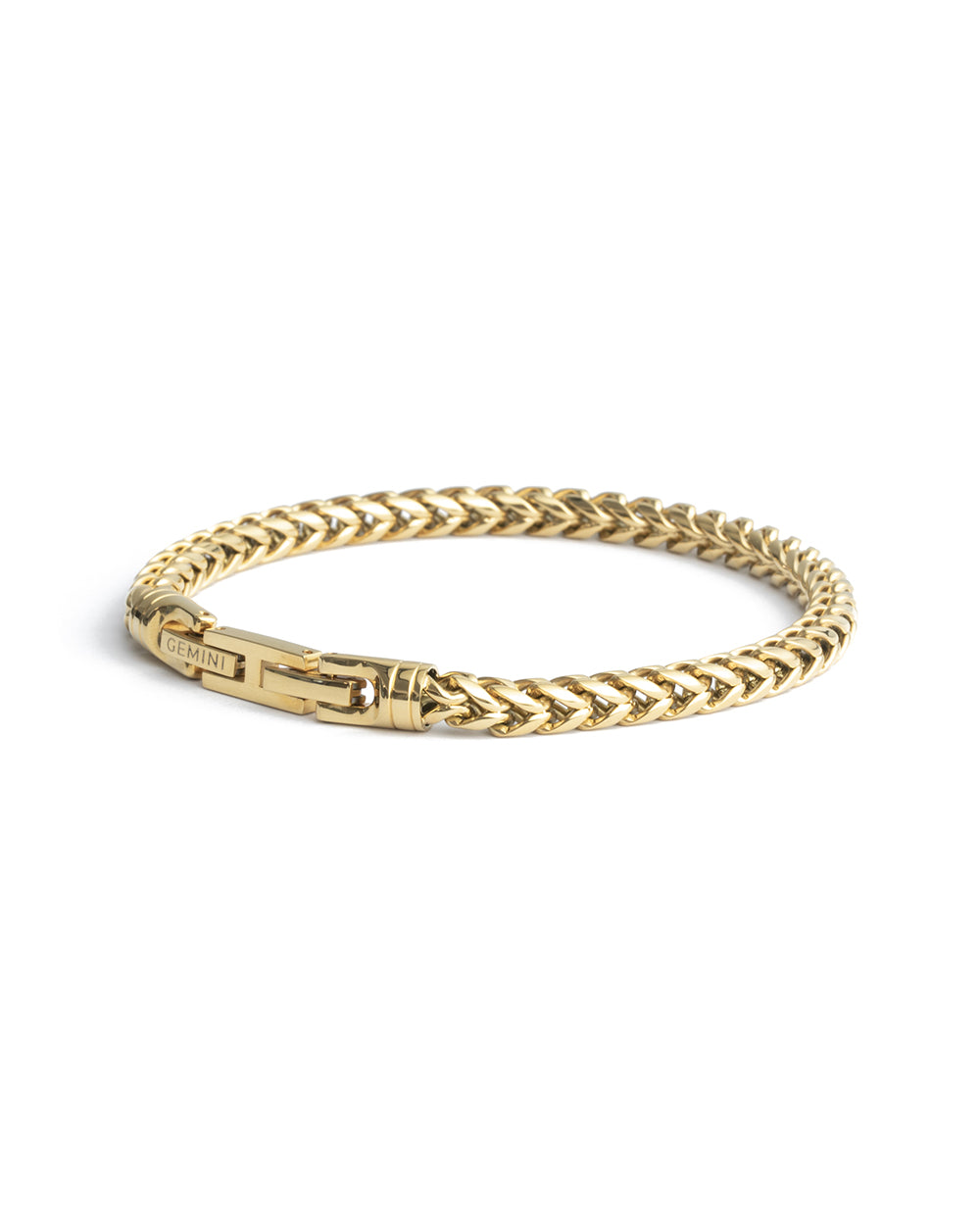  Deze stijlvolle armband combineert elegantie en subtiliteit, perfect voor elke gelegenheid. Draag de armband als een enkel accessoire of combineer met andere sieraden voor een gelaagd effect. Ideaal voor zowel dagelijks gebruik als speciale gelegenheden.