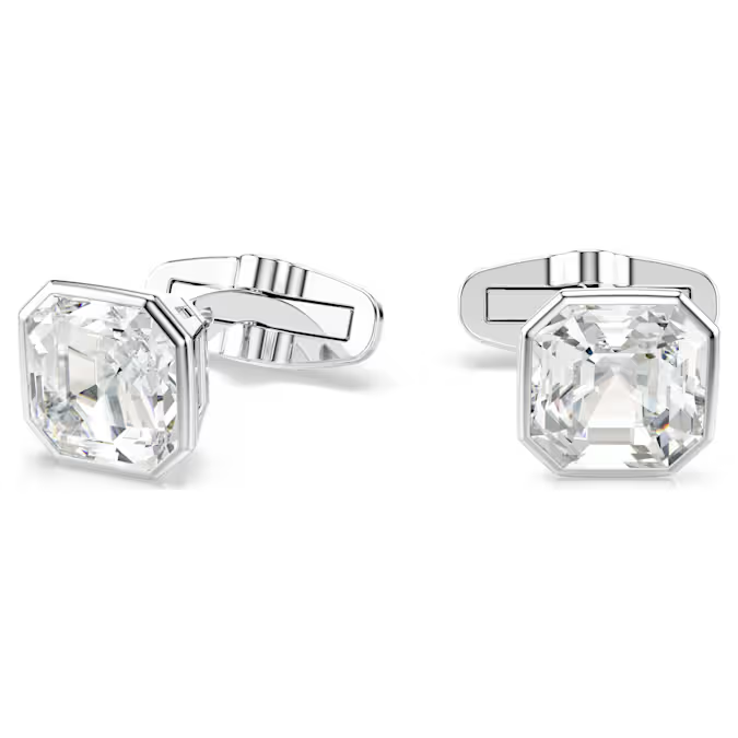 Deze schitterende Millenia-manchetknopen maken een avondlook helemaal af. Elk stuk combineert een heldere rhodium toplaag met een kristal in Octagon-slijpvorm, waardoor ze op beide polsen prachtig schitteren. Combineer de knopen met bijpassende Millenia-sieraden om de glans te accentueren.