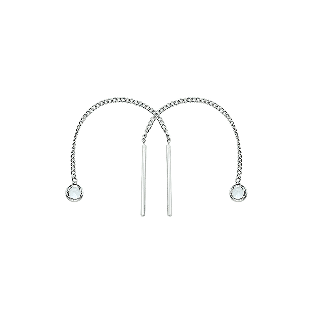 925 zilveren doortrekoorbellen uitgevoerd met een schitterende zirkonia. De oorbellen hebben een totale lengte van 6.5cm. De zirkonia heeft een diameter van 4mm.