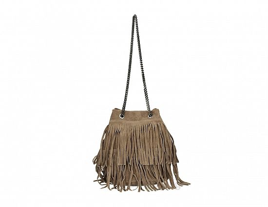 Suède Schoudertas met Ketting – Compact & Elegant – Gemaakt in Italië
Ontdek deze elegante suède schoudertas met een verfijnde kettingriem, perfect voor elke gelegenheid. Deze modieuze tracollina is gemaakt van hoogwaardig Italiaans suède en straalt pure klasse uit. Licht van gewicht en compact, maar toch ruim genoeg voor je essentials.

De tas is voorzien van een handig ritsvakje aan de buitenkant, ideaal voor het snel opbergen van je sleutels, pasjes of lippenstift. De luxe gouden ketting geeft de tas een chique uitstraling – perfect voor zowel overdag als ’s avonds.

Kenmerken:
Zacht suède materiaal

Ritsvakje aan de buitenkant

Stijlvolle schouderketting

Lichtgewicht ontwerp – slechts 0,4 kg

Handgemaakt in Italië

Afmetingen:
Breedte: 20 cm

Hoogte: 23 cm

Diepte: 20 cm

Gewicht: 0,4 kg

Deze Italiaanse schoudertas van suède is een echte eyecatcher en een onmisbare toevoeging aan je garderobe. Draag hem casual met jeans of stijlvol bij een jurkje – altijd een perfecte match!