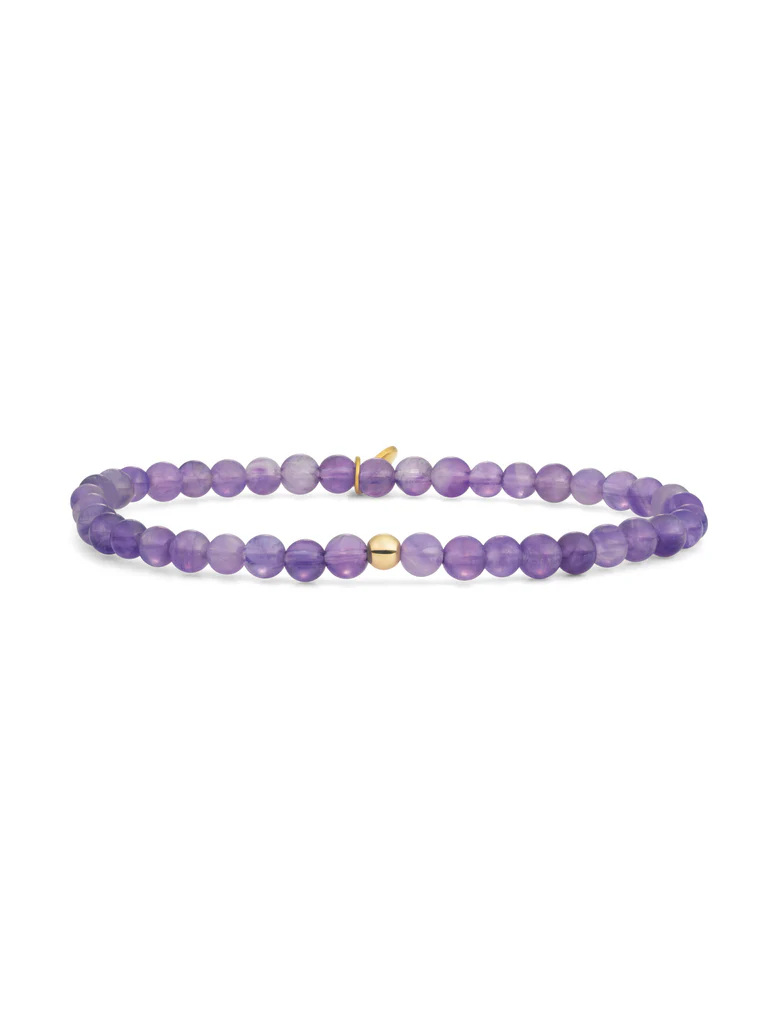 De helder gekleurde Saturn armbanden zijn echte musthaves. Vol elegantie kan je deze Amethyst armband alleen dragen of combineer hem met andere Sparkling Jewels armbanden. Deze eyecatching edelsteen armbanden zijn het perfecte cadeau voor iemand speciaal.