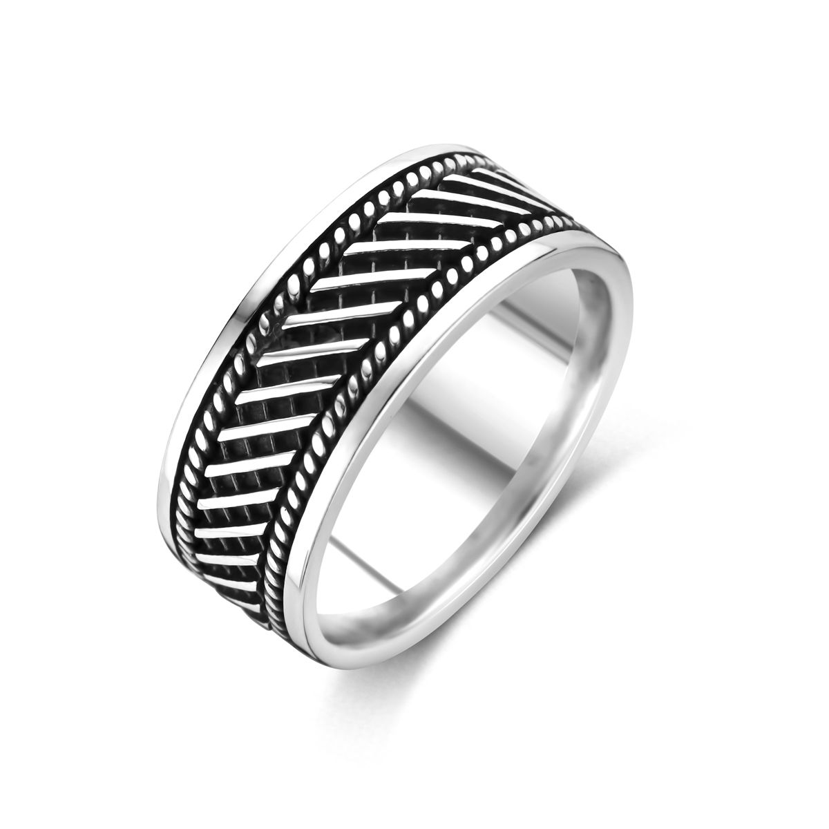 Geoxideerd 925 zilveren ring. De ring heeft een breedte van 10mm.