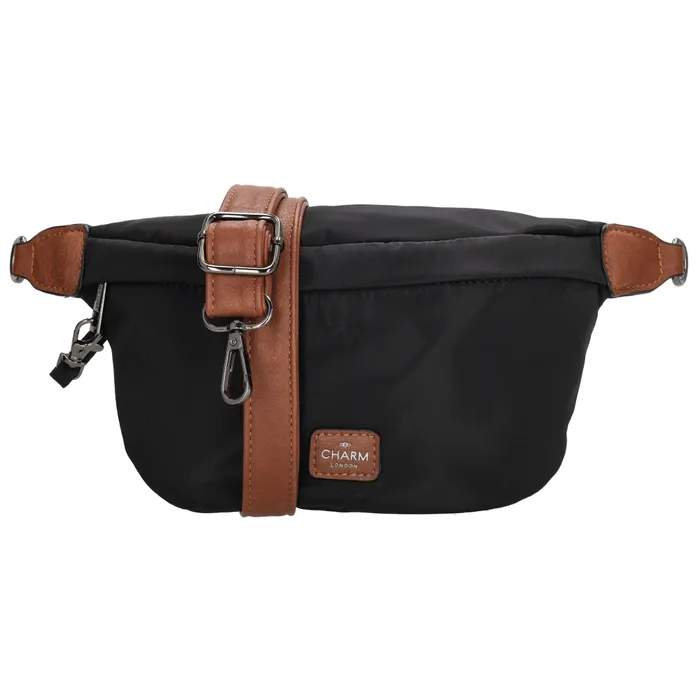 De Charm London Buckingham Heuptas is een veelzijdige en stijlvolle tas die je zowel als heuptas als crossbody kunt dragen. Ideaal voor onderweg, festivals of een dagje uit waarbij je je handen vrij wilt houden.

De tas sluit met een hoofdrits die je extra veilig kunt vastzetten met een haakje. Aan de binnenkant zit een ritsvak om kleine essentials overzichtelijk op te bergen, en aan de achterkant bevindt zich nog een extra ritsvak voor spullen die je snel bij de hand wilt hebben.

Kenmerken:


Te dragen als heuptas of crossbody

Hoofdrits met haakje voor extra veiligheid

Ritsvak aan de binnenkant

Extra ritsvak aan de achterkant