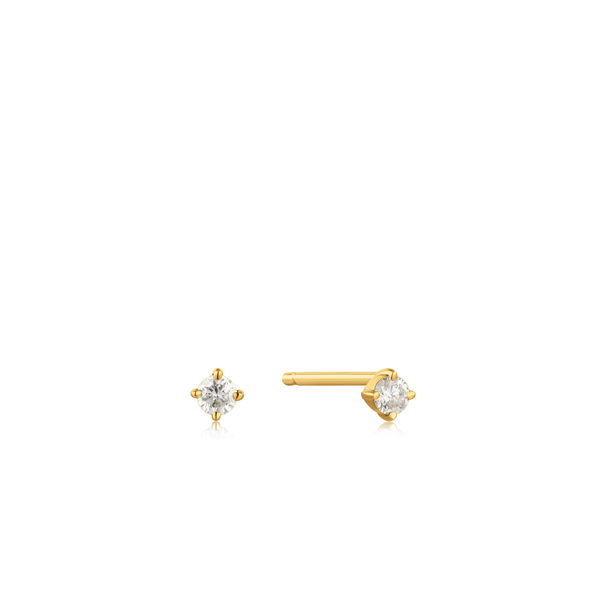 Soms zijn klassiekers gewoon het beste! Geniet dit seizoen van deze prachtige oorknoppen met diamanten. Ze zijn gemaakt van 14kt goud en alles wat je nodig hebt om je sieradencollectie uit te breiden.

HET MERK
Ania Haie staat bekend als fashion-forward sieradenmerk en heeft een toonaangevende naam opgebouwd. Een uitstekend moment om het merk verder uit te bouwen met een 14kt massief gouden collectie: Ania Haie 14kt Gold! In lijn met Ania Haie&rsquo;s streven om een duurzamer merk te worden, is de 14kt gouden collectie gemaakt van 100% gerecycled 14kt goud en bevat conflictvrije en volledig traceerbare natuurlijke diamanten en echte edelstenen, zoals witte saffieren, opalen en turquoise.

SPECIFICATIES
- 14kt Gold Natural Diamond Stud Earrings
- Oorknoppen
- 14kt goud
- 3,2mm
- AH EAU001-23YG