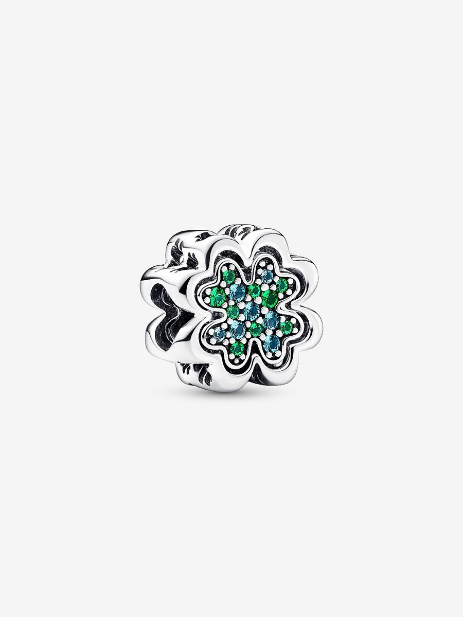De Clover sterling zilveren splitsbare bedel (True friends are a rare gift) , modelnummer 792752C01, is gemaakt van 925 sterling zilver. Versierd met ijsgroene en koningsgroene kristallen. 