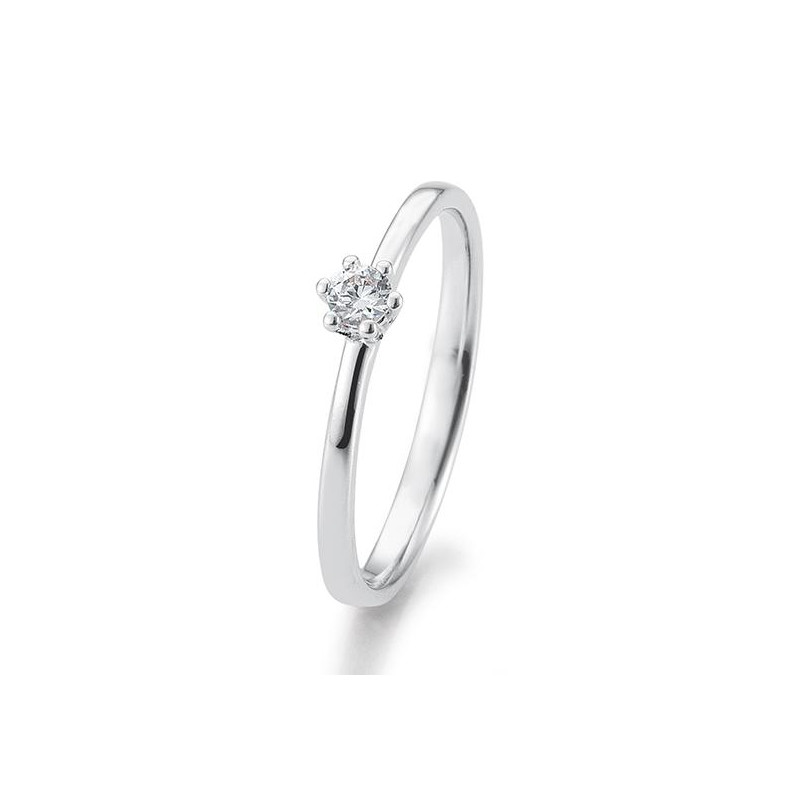 Elegante witgouden solitaire-ring (maat 48) met een briljant geslepen diamant van 0,10 ct. De vier pootjes omarmen de steen subtiel, waardoor het licht schitterend terugkaatst. Minimalistisch, tijdloos en met zorg afgewerkt—een verfijning die moeiteloos elke outfit verfraait.