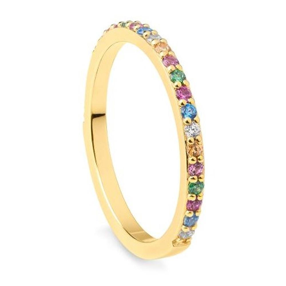 Een verfijnde geelgouden ring, maat 54, met een subtiele 0,18 ct diamant aangevuld met kleurrijke saffieren. Een ring met mooie gekleurde accenten.