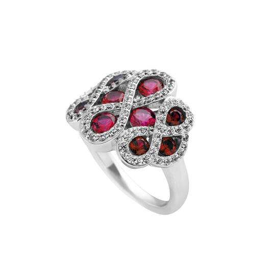 Zirkonia's met de hand geslepen met een unieke Diamond-Fire 57 facetten.
Deze zilveren ring heeft een gerhodineerde afwerking.