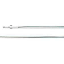 De Bastian staalkoord ketting, modelnummer 44370, heeft de volgende kenmerken: het is een lichtblauwe, vijf-rijige halsketting met een lengte van 45 cm, gemaakt van roestvrij staal. Draag deze veelzijdige ketting als een stijlvolle toevoeging aan zowel casual als formele outfits. Perfect om een vleugje kleur en elegantie aan je look toe te voegen.