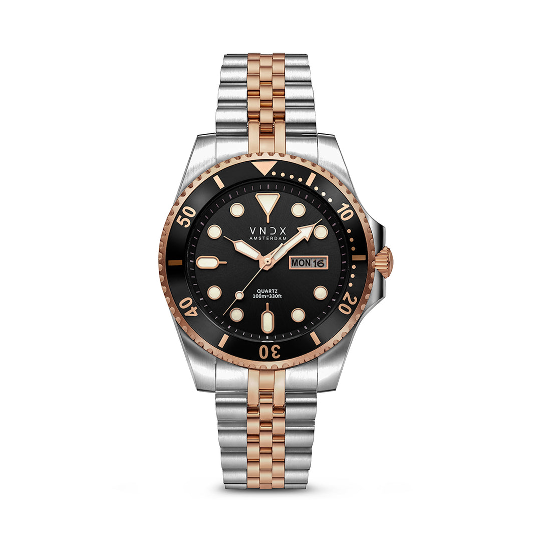 Omschrijving
Maak indruk met het herenhorloge Amsterdam Luxury van VNDX Amsterdam
Dit stijlvolle horloge combineert tijdloze elegantie met moderne functionaliteit. Met een kastdiameter van 42 mm biedt het de perfecte balans tussen klassiek design en een eigentijdse uitstraling. De verfijnde wijzerplaat met datumaanduiding houdt je georganiseerd, terwijl de waterdichtheid tot 10 ATM het horloge geschikt maakt voor zwemmen, snorkelen en douchen. Dankzij de lichtgevende wijzers lees je de tijd ook moeiteloos af in het donker.
Waarom je Amsterdam Luxury moet hebben:
Waterdicht tot 10 ATM: Ideaal voor wateractiviteiten zoals zwemmen en snorkelen.
Lichtgevende wijzers: Altijd duidelijk zicht, ook in het donker.
Datumaanduiding: Houd je planning overzichtelijk en op tijd.
Kastdiameter 42 mm: Een perfecte maat voor een stijlvolle en comfortabele fit.
Met Amsterdam Luxury draag je niet alleen tijd, maar ook klasse en vertrouwen. Voeg dit horloge vandaag nog toe aan je collectie!
VNDX Amsterdam – Official Sponsor of Good Times!